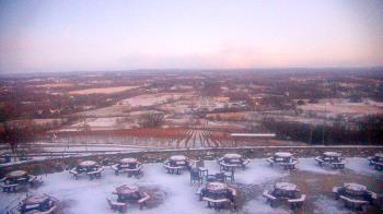 Weather camera view of Dirt Farm Brewing.