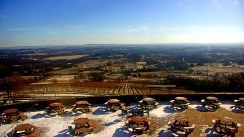 Weather camera view of Dirt Farm Brewing.