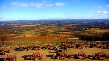 Weather camera view of Dirt Farm Brewing.