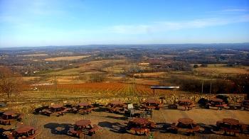 Weather camera view of Dirt Farm Brewing.