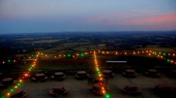 Weather camera view of Dirt Farm Brewing.