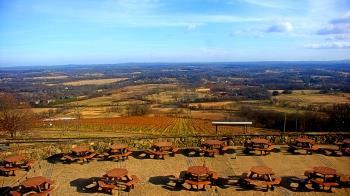 Weather camera view of Dirt Farm Brewing.