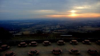 Weather camera view of Dirt Farm Brewing.