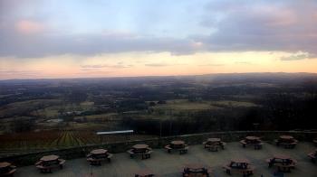 Weather camera view of Dirt Farm Brewing.