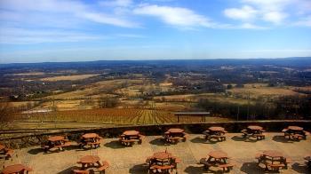 Weather camera view of Dirt Farm Brewing.