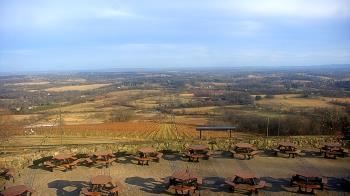 Weather camera view of Dirt Farm Brewing.