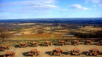 Weather camera view of Dirt Farm Brewing.