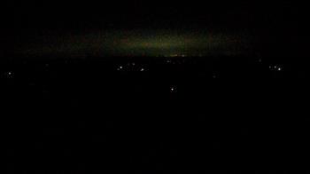 Weather camera view of Dirt Farm Brewing.