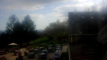 Weather camera view of Dirt Farm Brewing.