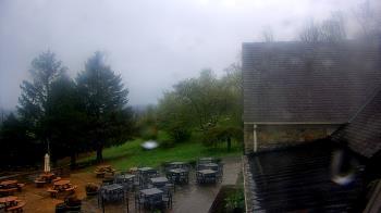 Weather camera view of Dirt Farm Brewing.