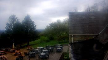 Weather camera view of Dirt Farm Brewing.