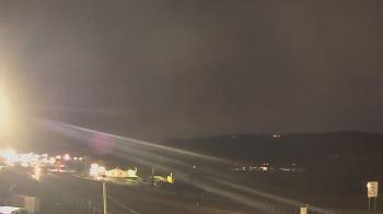 Weather camera view of Wessels Used Cars.