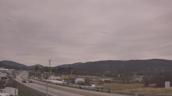 Weather camera view of Wessels Used Cars.