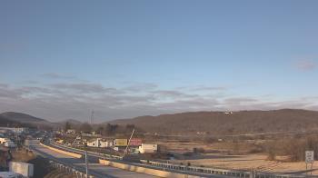 Weather camera view of Wessels Used Cars.