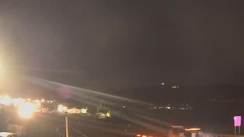 Weather camera view of Wessels Used Cars.