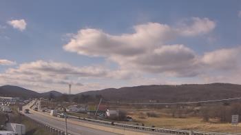 Weather camera view of Wessels Used Cars.