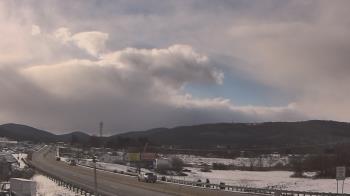 Weather camera view of Wessels Used Cars.