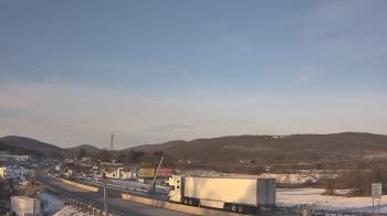 Weather camera view of Wessels Used Cars.