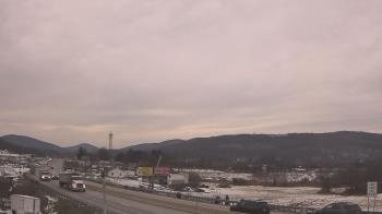 Weather camera view of Wessels Used Cars.