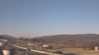 Weather camera view of Wessels Used Cars.