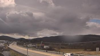 Weather camera view of Wessels Used Cars.