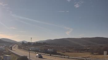 Weather camera view of Wessels Used Cars.