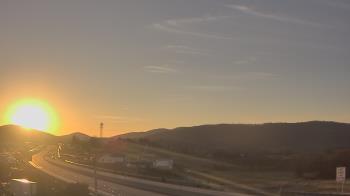 Weather camera view of Wessels Used Cars.