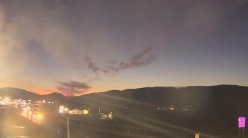 Weather camera view of Wessels Used Cars.