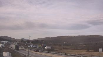 Weather camera view of Wessels Used Cars.