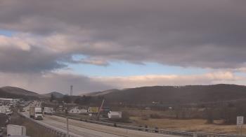 Weather camera view of Wessels Used Cars.