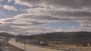 Weather camera view of Wessels Used Cars.