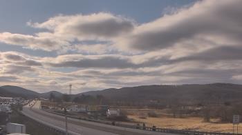 Weather camera view of Wessels Used Cars.