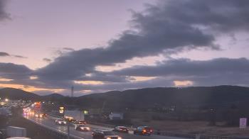 Weather camera view of Wessels Used Cars.