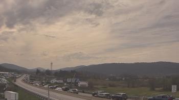 Weather camera view of Wessels Used Cars.