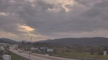 Weather camera view of Wessels Used Cars.