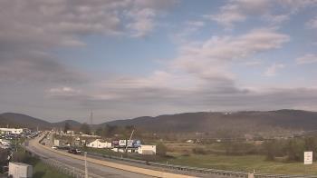 Weather camera view of Wessels Used Cars.