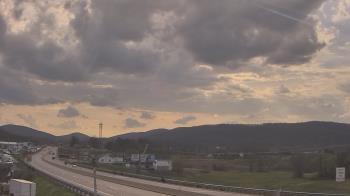 Weather camera view of Wessels Used Cars.