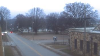 Weather camera view of Current River Career Center.