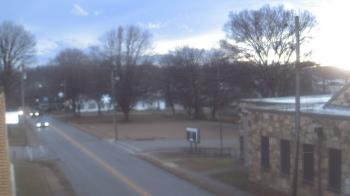 Weather camera view of Current River Career Center.