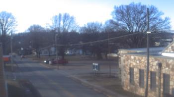 Weather camera view of Current River Career Center.