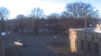Weather camera view of Current River Career Center.