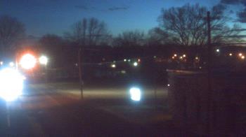 Weather camera view of Current River Career Center.