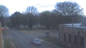 Weather camera view of Current River Career Center.