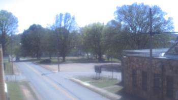 Weather camera view of Current River Career Center.