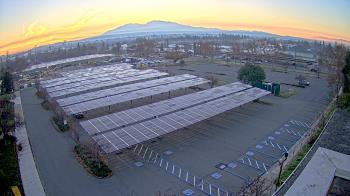Weather camera view of Diablo Valley College.