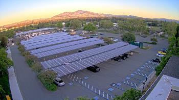 Weather camera view of Diablo Valley College.