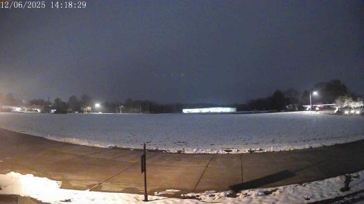 Weather camera view of The Oaks.