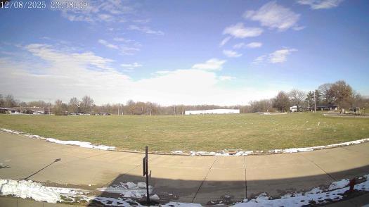 Weather camera view of The Oaks.