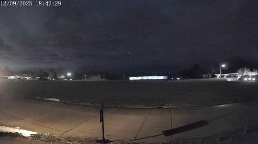Weather camera view of The Oaks.