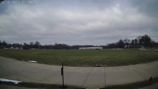 Weather camera view of The Oaks.